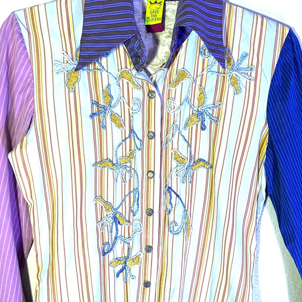 Save The Queen Top. Snap Button Blouse. Size Smal… - image 6